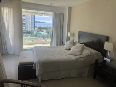 Venta de apartamento 3 suites full amenities a 1 cuadra del mar, Punta del Este