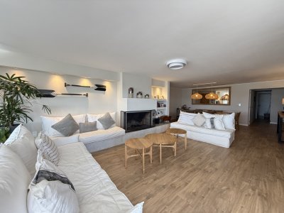 Hermoso Semi piso en Peninsula con vista a la Brava y Mansa en venta, 3 dormitorios