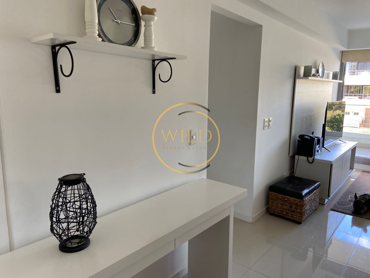 Apartamento ID.1436 - Venta amplio 2 dormitorios 2 baños  vista al mar con renta