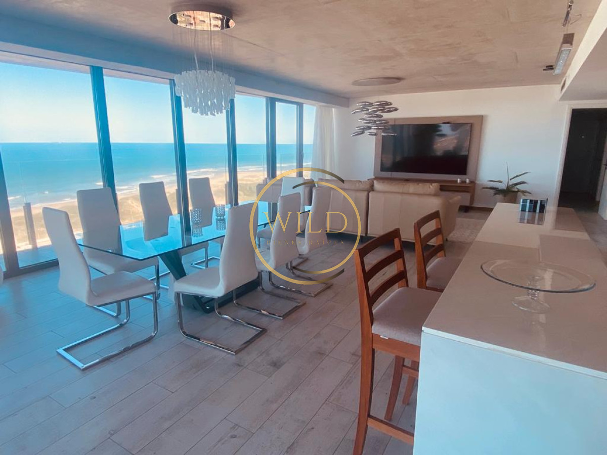 Apartamento ID.1683 - Apartamento en Venta en Surfside Punta del Este 3 Suites
