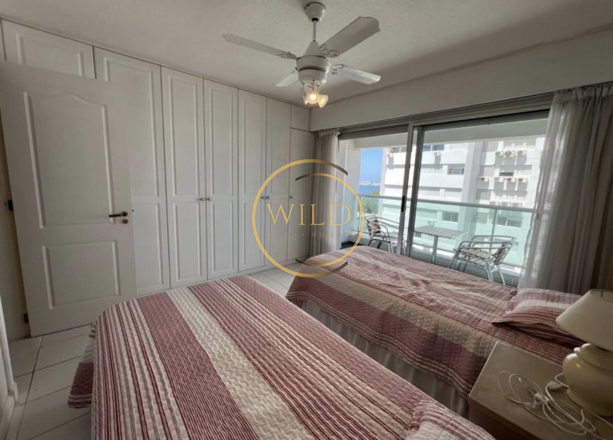 Apartamento ID.2356 - Apartamento en alquiler anual 1 dormitorio y medio con vista a Playa Mansa