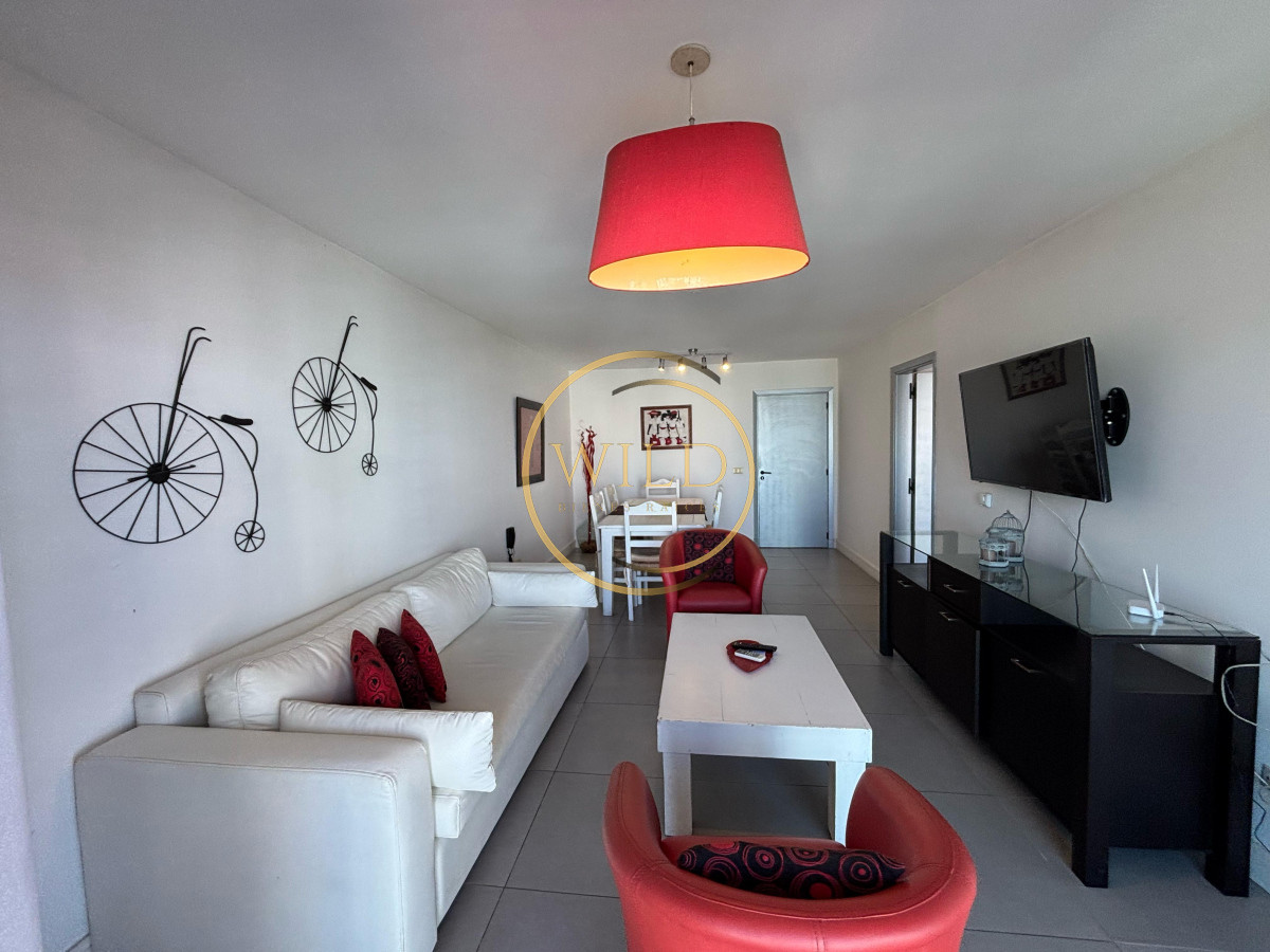 Apartamento ID.2260 - Alquiler anual 2 dormitorios cerca del mar con todos los servicios