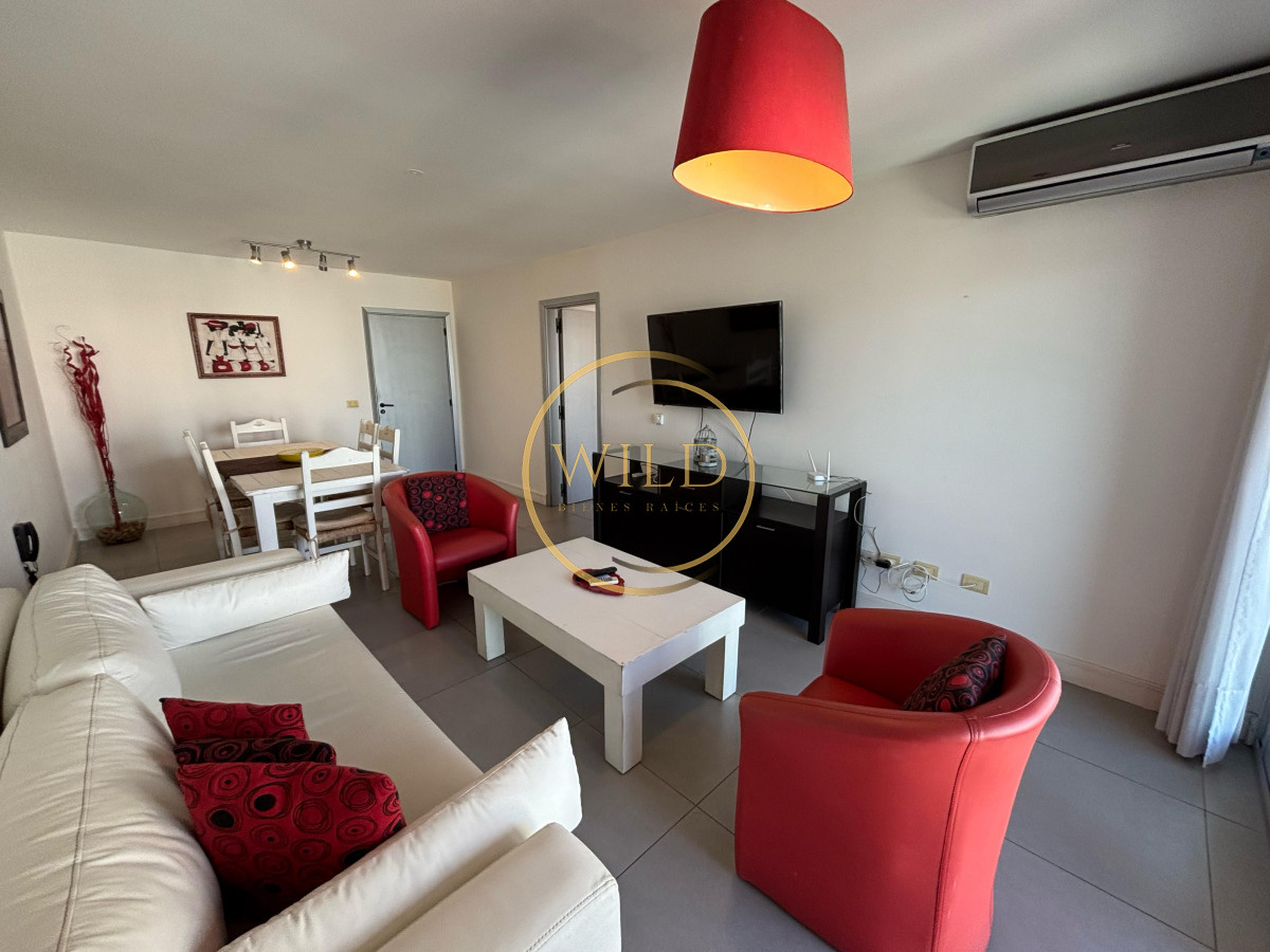Apartamento ID.2260 - Alquiler anual 2 dormitorios cerca del mar con todos los servicios