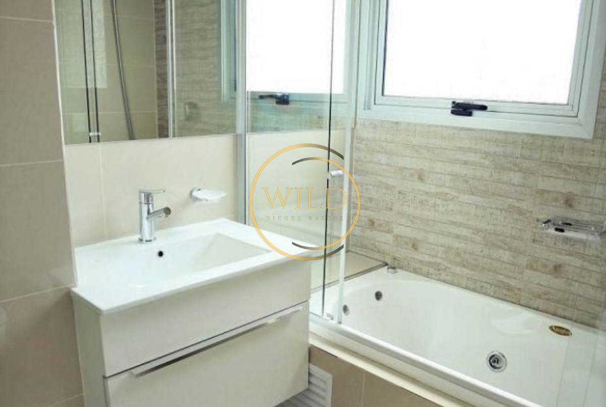 Apartamento ID.1423 - 3 dormitorios mas dependencia Primera Linea Brava