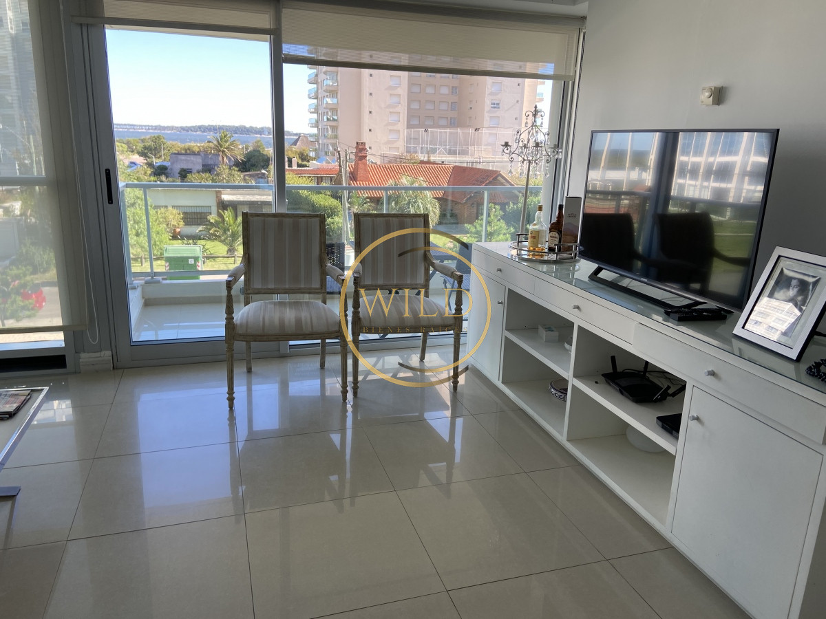Apartamento ID.1435 - Divino 3 dormitorios 2 baños a metros del mar