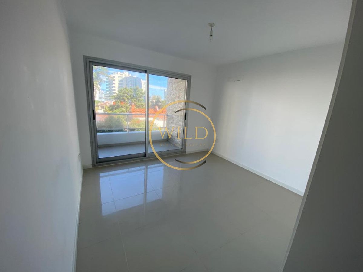Apartamento ID.1430 - Precioso 3 dormitorios 2 baños servicios