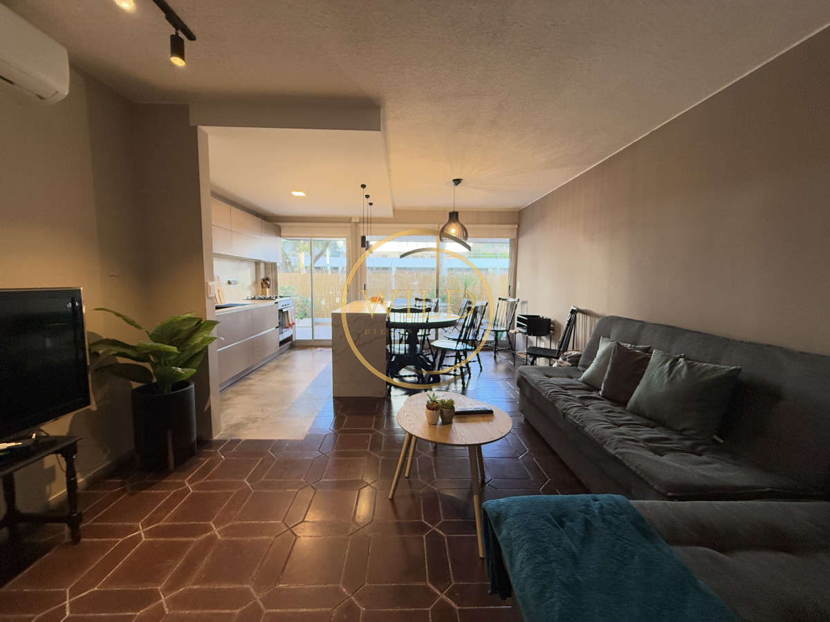 Apartamento ID.2232 - Alquiler anual 2 dormitorios peninsula