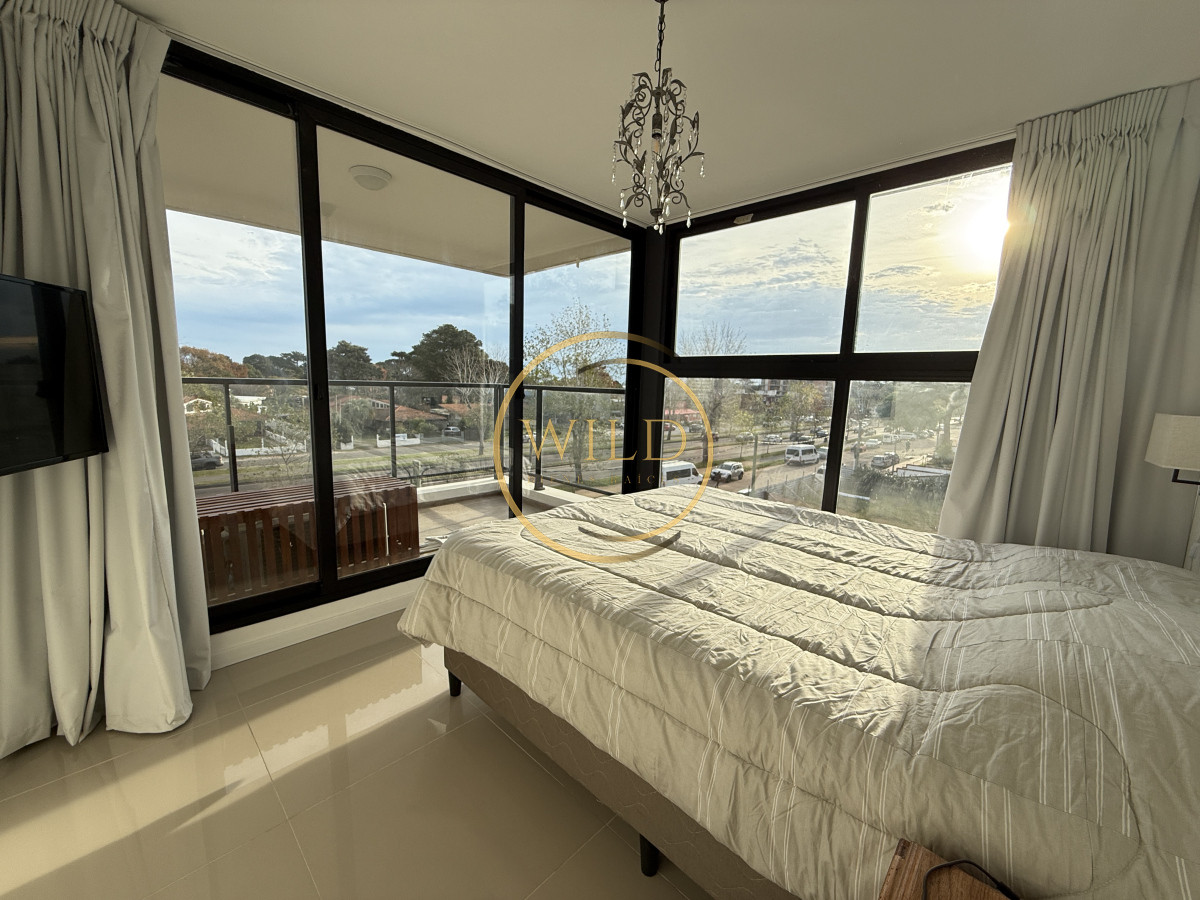 Apartamento ID.2404 - Venta hermoso apartamento nuevo 2 dormitorios piscina Roosevelt