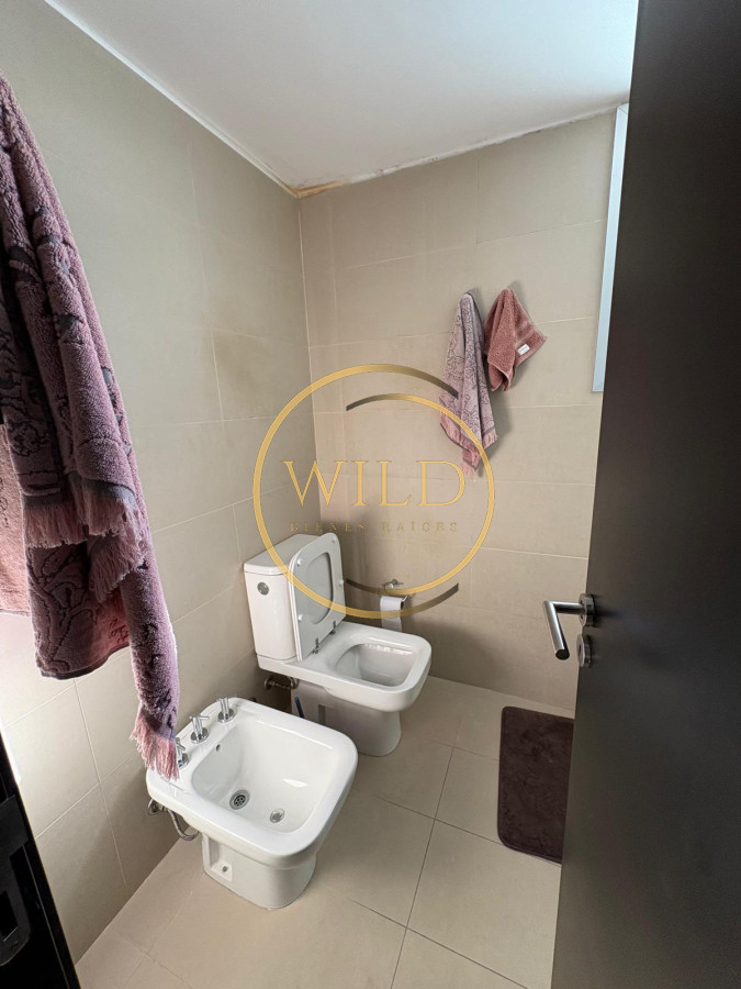 Apartamento ID.2476 - Penthouse en playa mansa en venta 