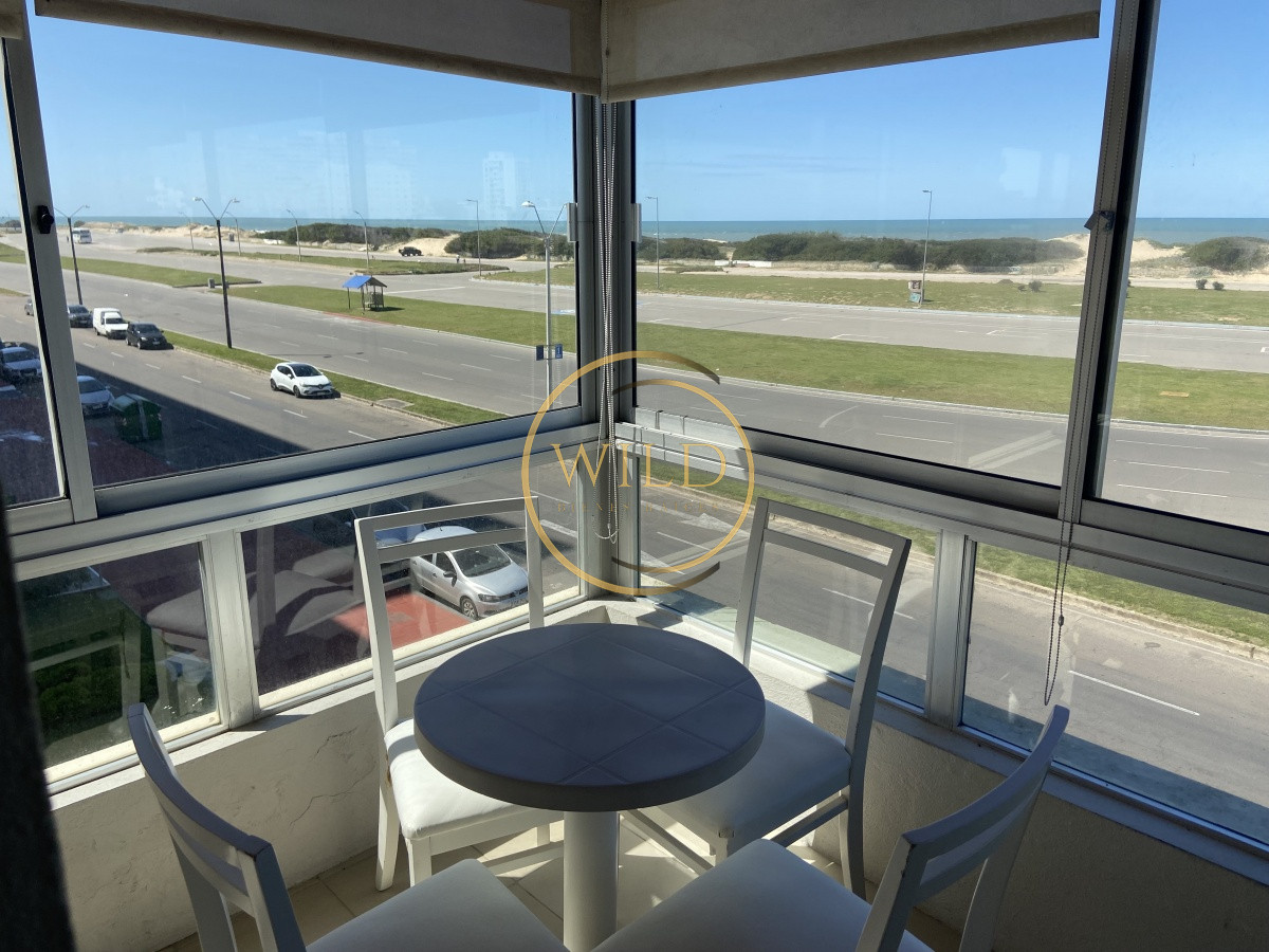 Apartamento ID.1464 - Primera línea 3 dormitorios