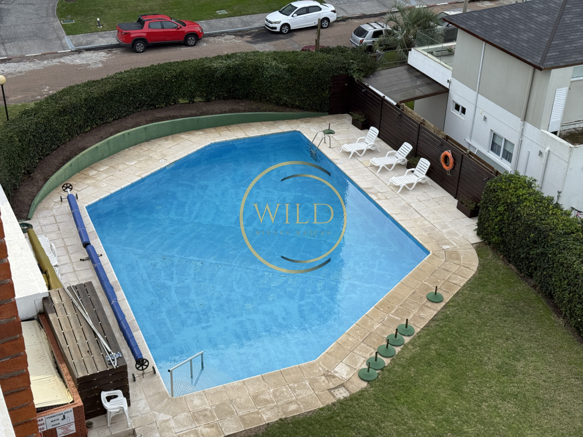 Apartamento ID.2396 - Alquiler anual 3 dormitorios frente al mar