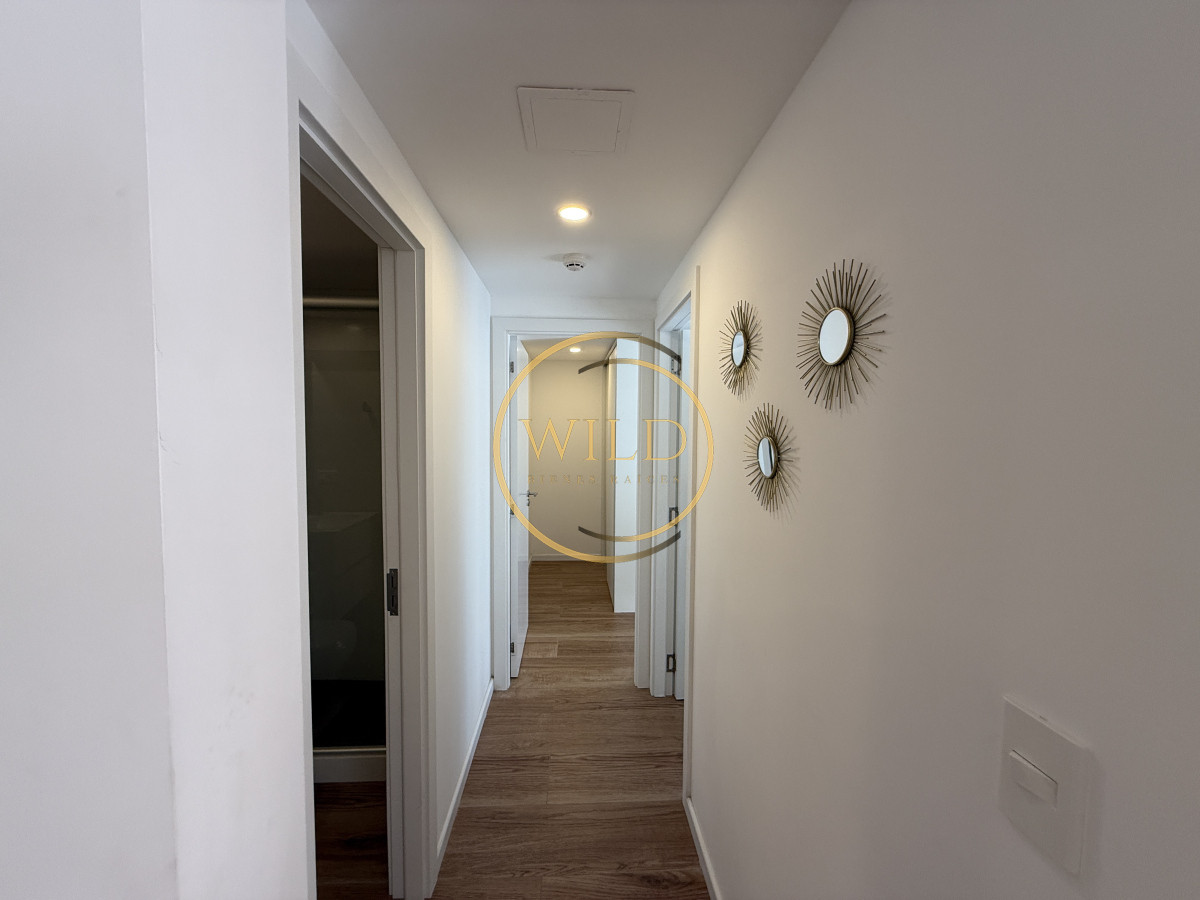 Apartamento ID.2339 - Impecable apartamento de 2 dormitorios 2 baños en venta en Playa Mansa
