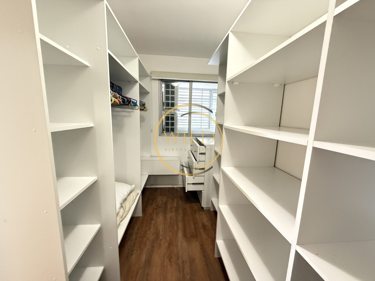 Apartamento ID.2396 - Alquiler anual 3 dormitorios frente al mar