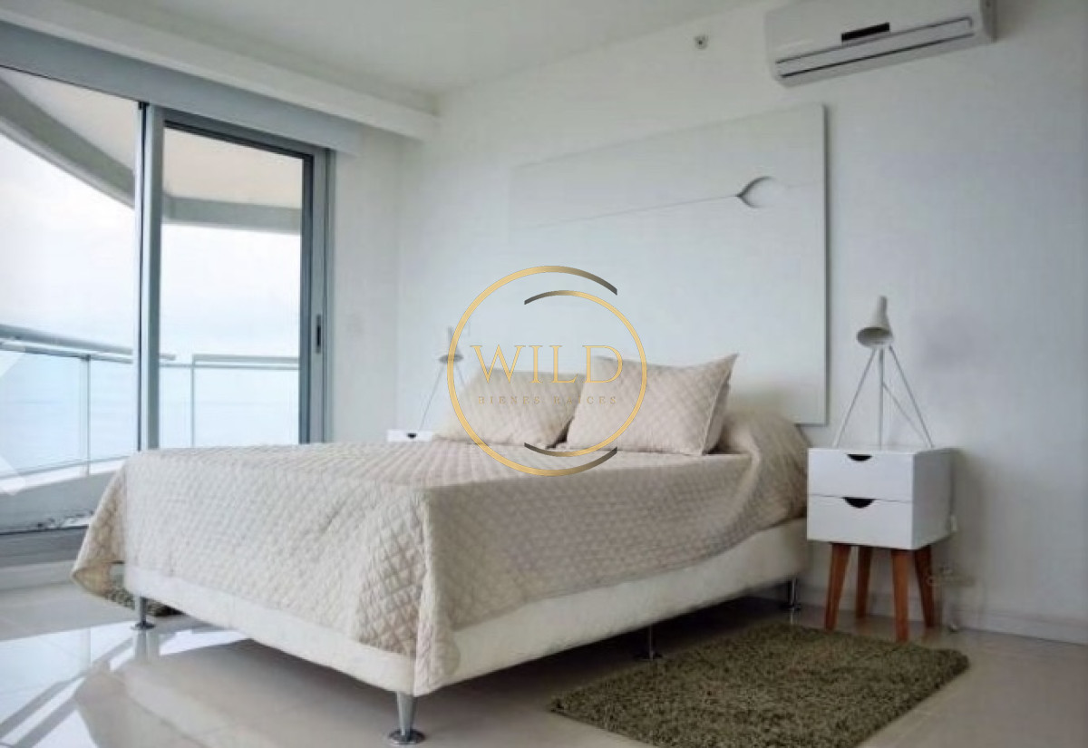 Apartamento ID.1423 - 3 dormitorios mas dependencia Primera Linea Brava