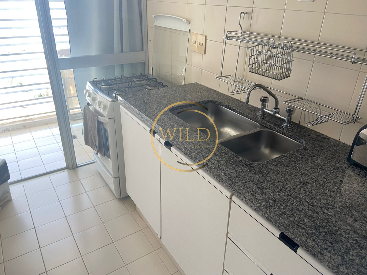 Apartamento ID.1487 - Alquiler invernal Espectacular ubicación  y vista al mar 1 dormitorio 