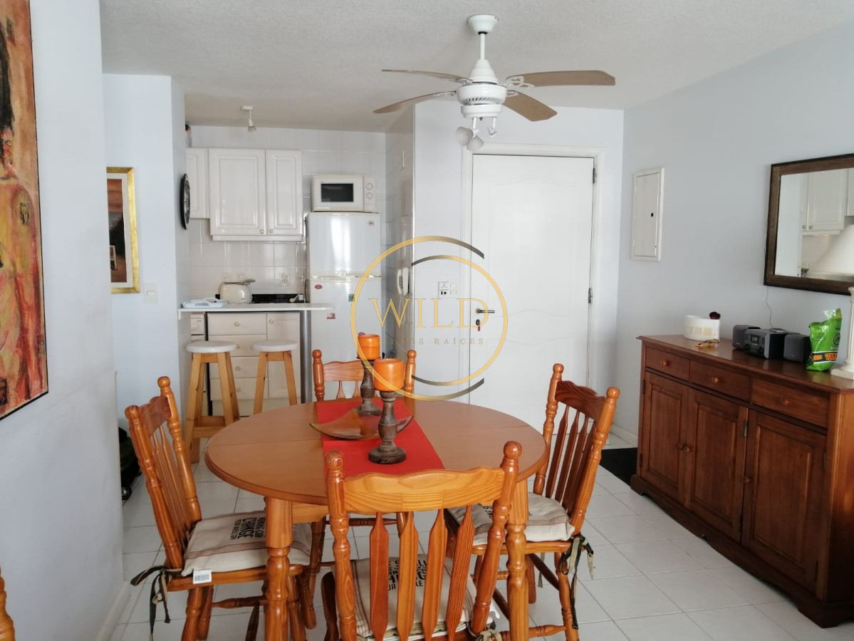 Apartamento ID.2356 - Apartamento en alquiler anual 1 dormitorio y medio con vista a Playa Mansa