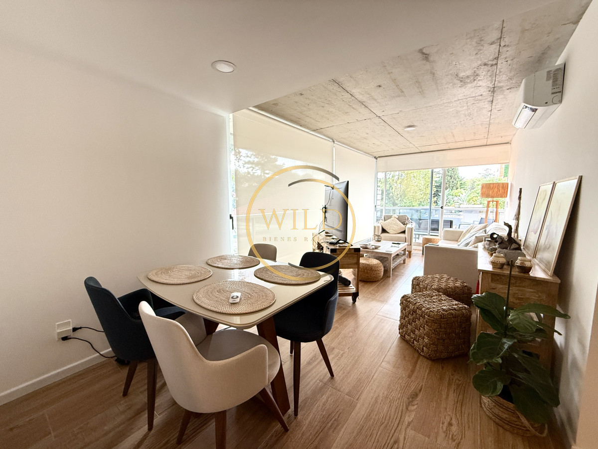 Apartamento ID.2338 - Hermoso apartamento en venta de 2 dormitorios 2 baños en Playa Mansa