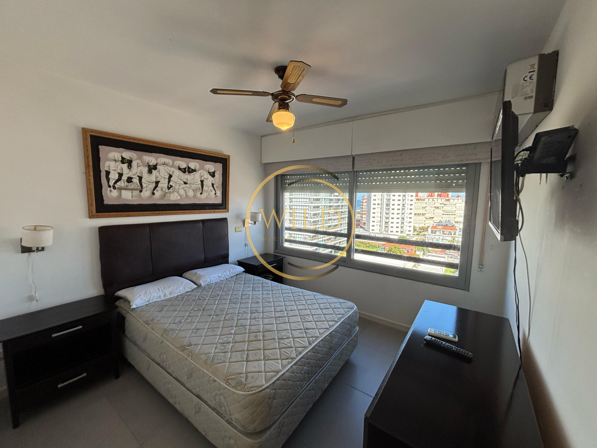 Apartamento ID.2260 - Alquiler anual 2 dormitorios cerca del mar con todos los servicios