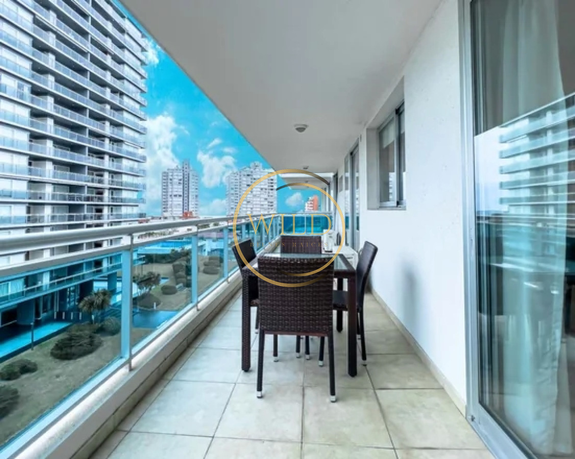 Apartamento ID.2103 - Venta 2 dormitorios 2 baños a pasos del mar