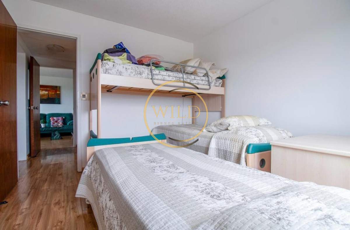 Apartamento ID.2252 - Venta 2 dorm 2 baños Punta del Este a nuevo con vista