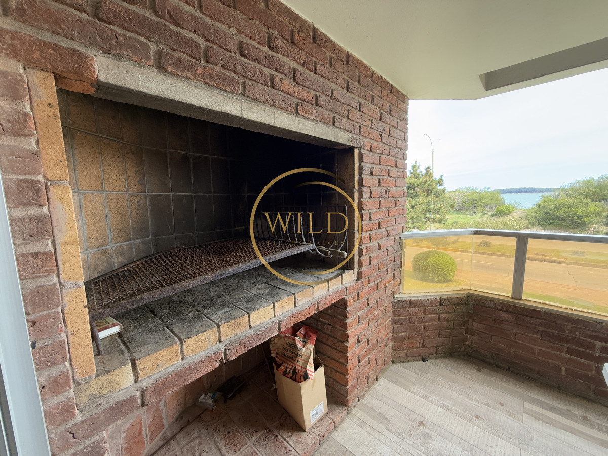 Apartamento ID.2505 - Primera línea con parrillero 4 dormitorios alquiler verano