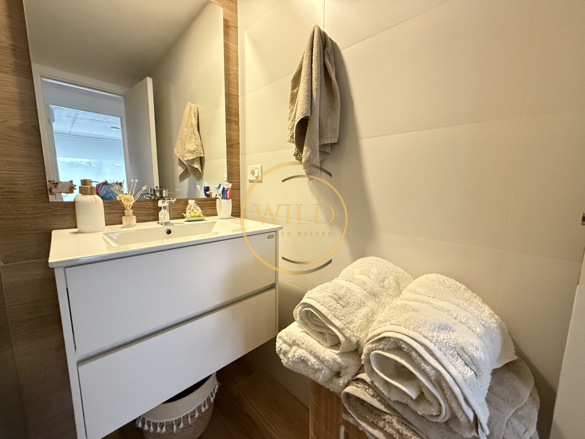 Apartamento ID.2338 - Hermoso apartamento en venta de 2 dormitorios 2 baños en Playa Mansa