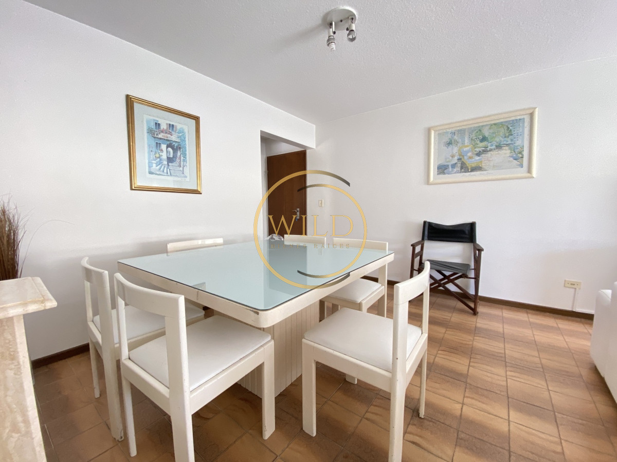 Apartamento ID.2129 - 2 dormitorios 2 baños Cantegril con servicios 