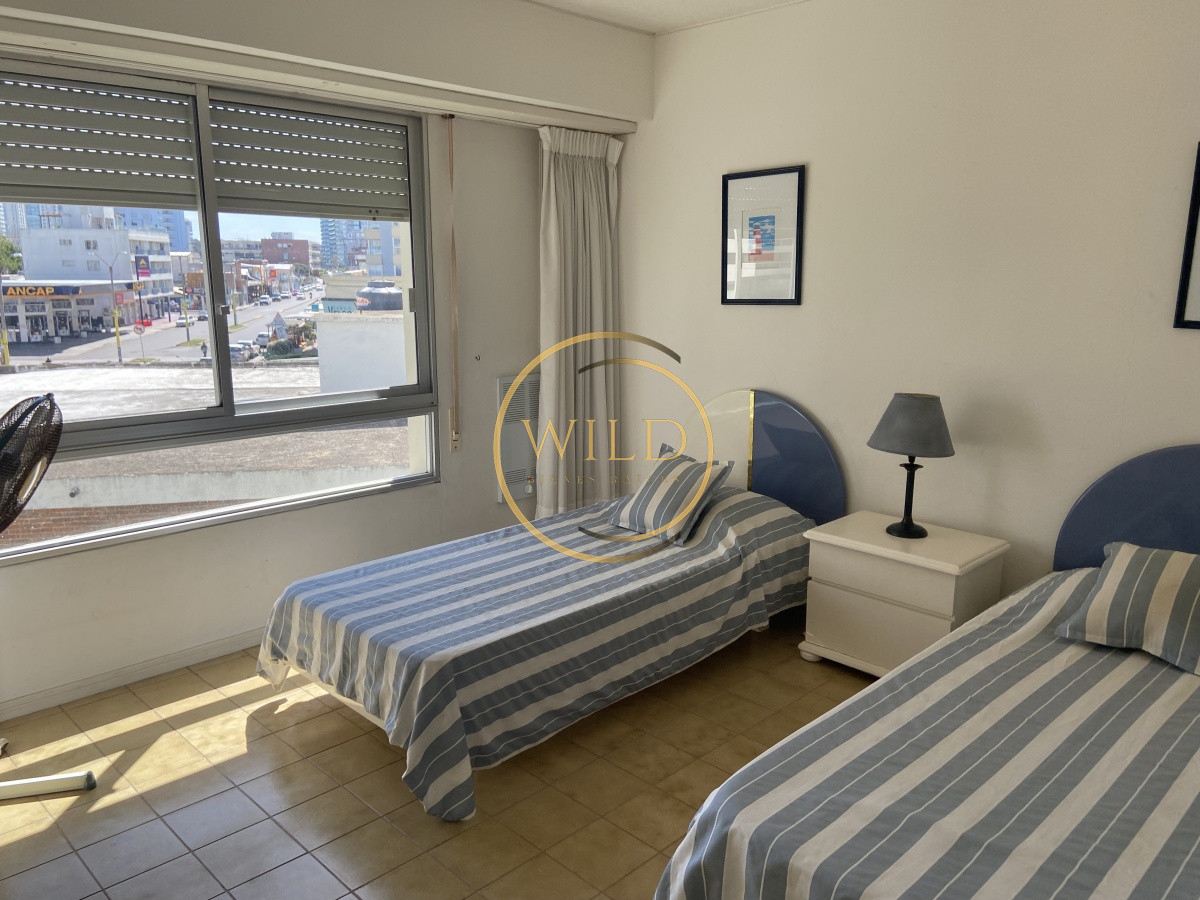 Apartamento ID.1464 - Primera línea 3 dormitorios