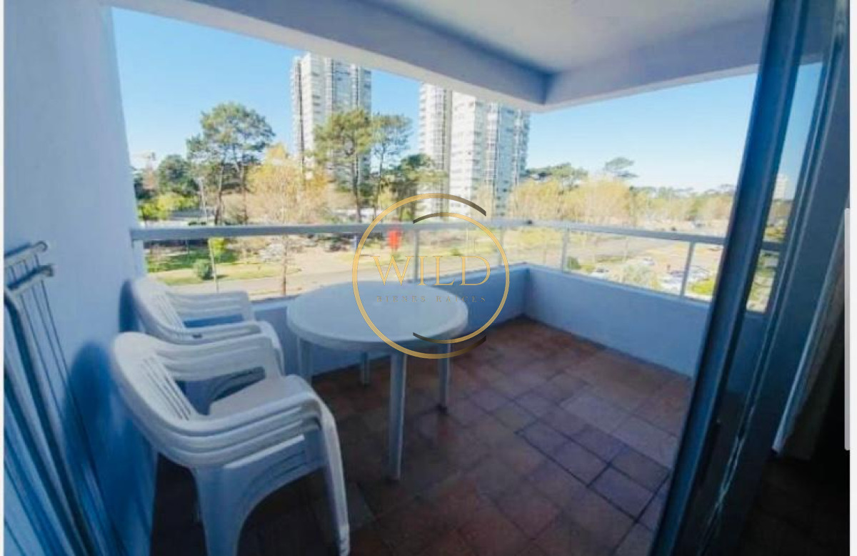Apartamento ID.1662 - Venta apartamento 2 dormitorios 2 baños Roosevelt Punta del Este