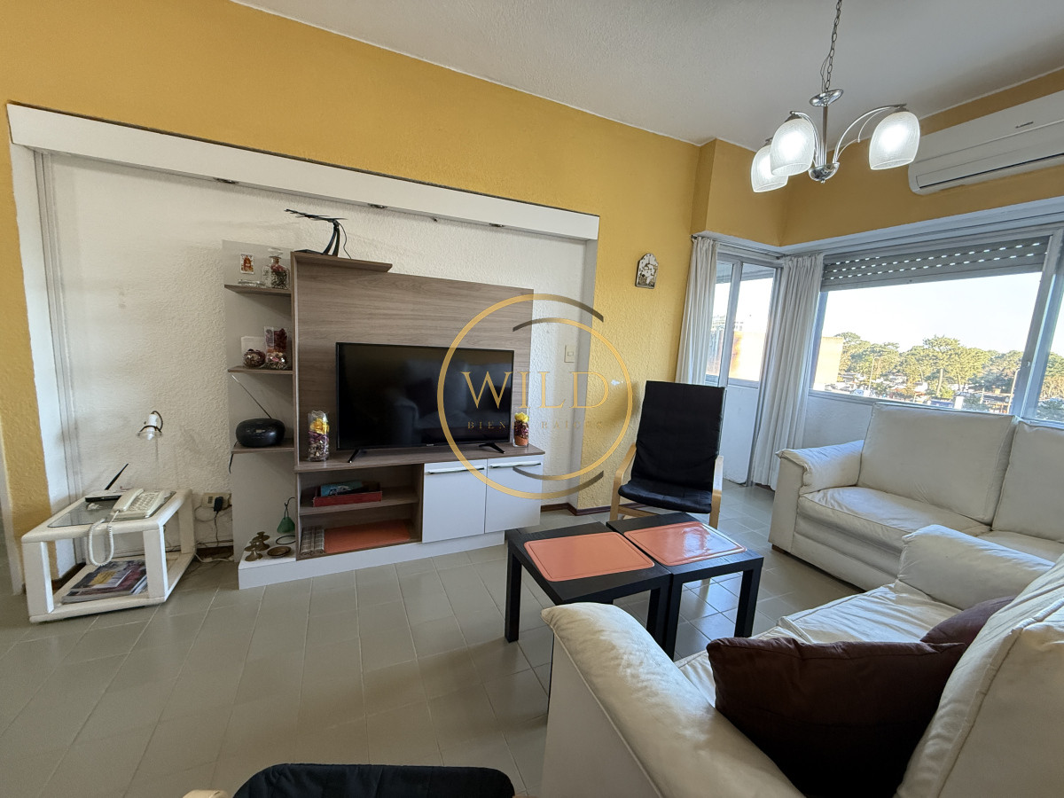 Apartamento ID.2409 - Apartamento 2 dormitorios 2 baños en venta sobre Roosevelt