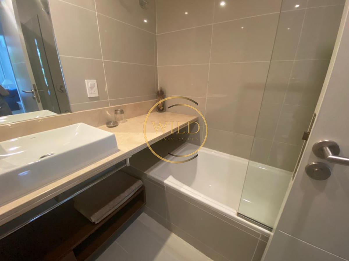 Apartamento ID.1561 -  Alquiler anual amplio y moderno 2 dormitorios 2 baños full amenities