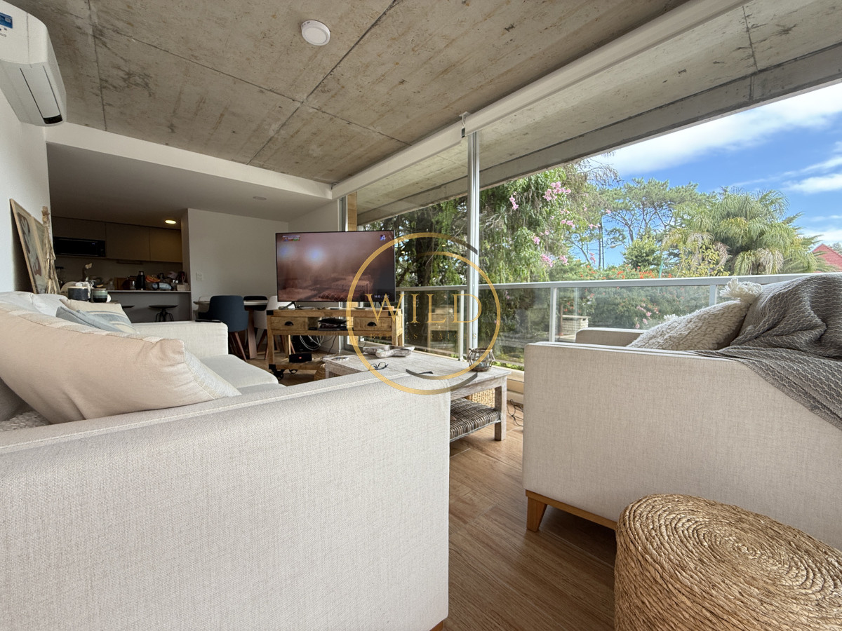 Apartamento ID.2338 - Hermoso apartamento en venta de 2 dormitorios 2 baños en Playa Mansa