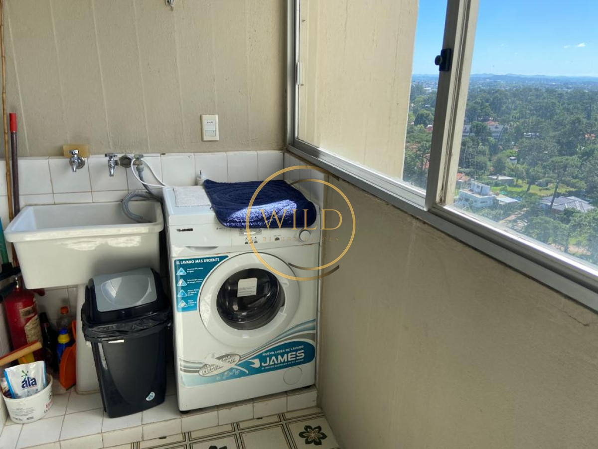 Apartamento ID.1420 - Vista panorámica 3 dormitorios mas dependencia