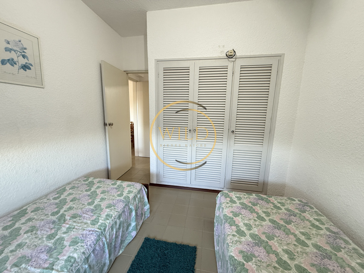 Apartamento ID.2409 - Apartamento 2 dormitorios 2 baños en venta sobre Roosevelt
