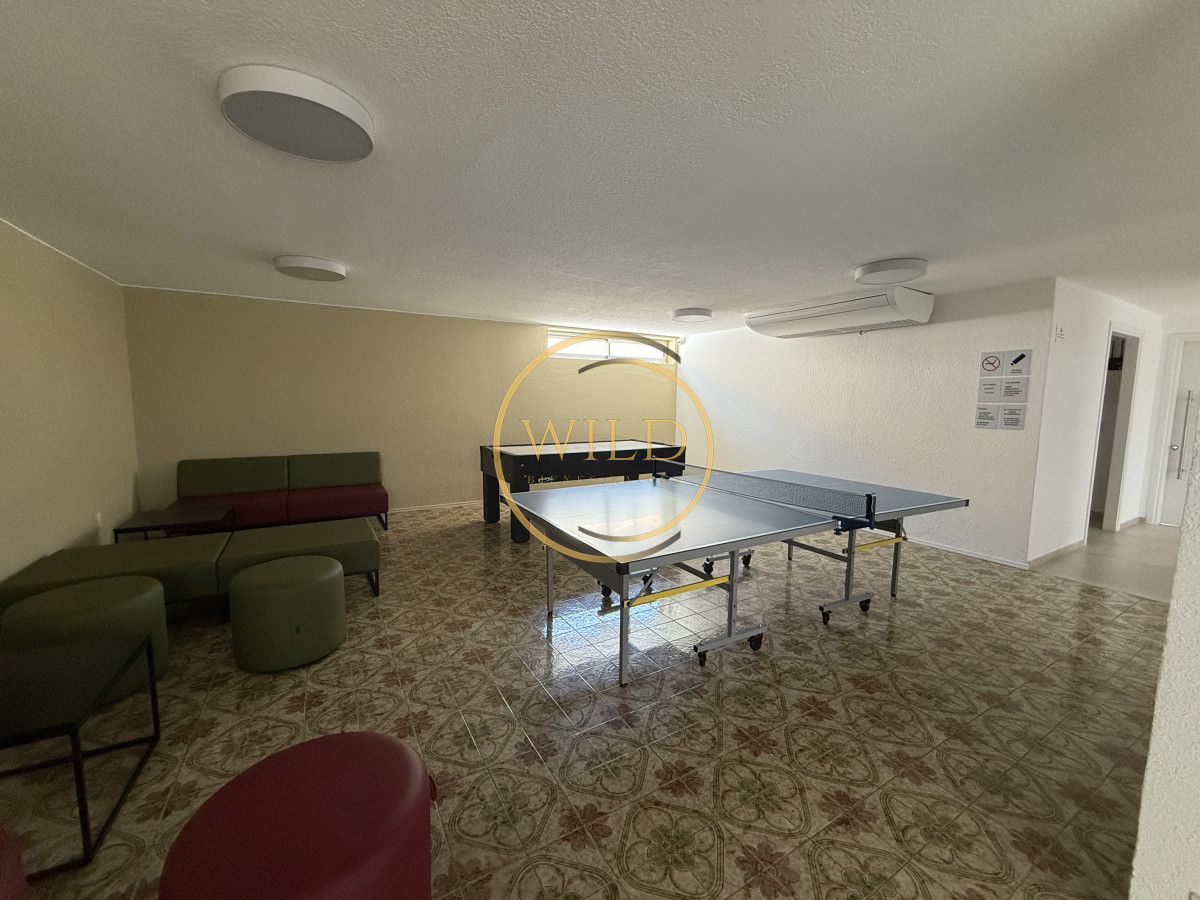 Apartamento ID.2127 - En venta 2 dormitorios y medio en Península 