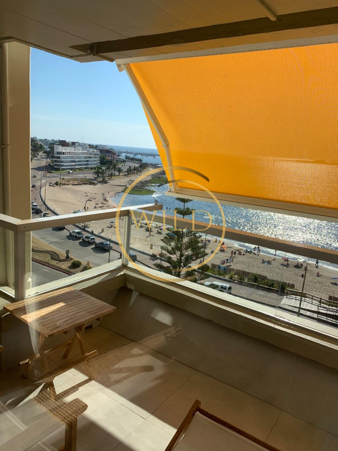 Apartamento ID.2463 - Alquiler de temporada 3 dormitorios primera linea mansa con vista al mar