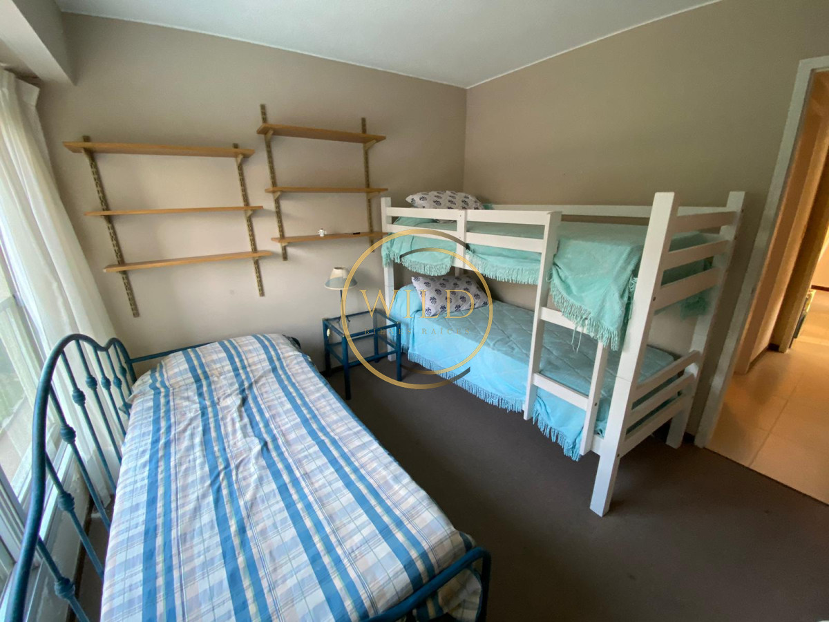 Apartamento ID.1425 - Apartamento en Punta del Este, Cantegril