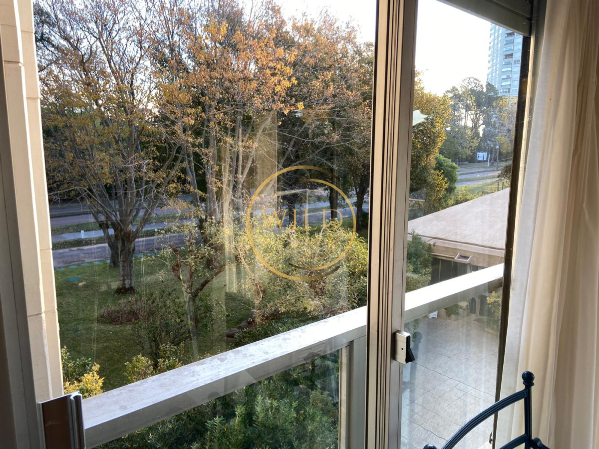 Apartamento ID.1425 - Apartamento en Punta del Este, Cantegril