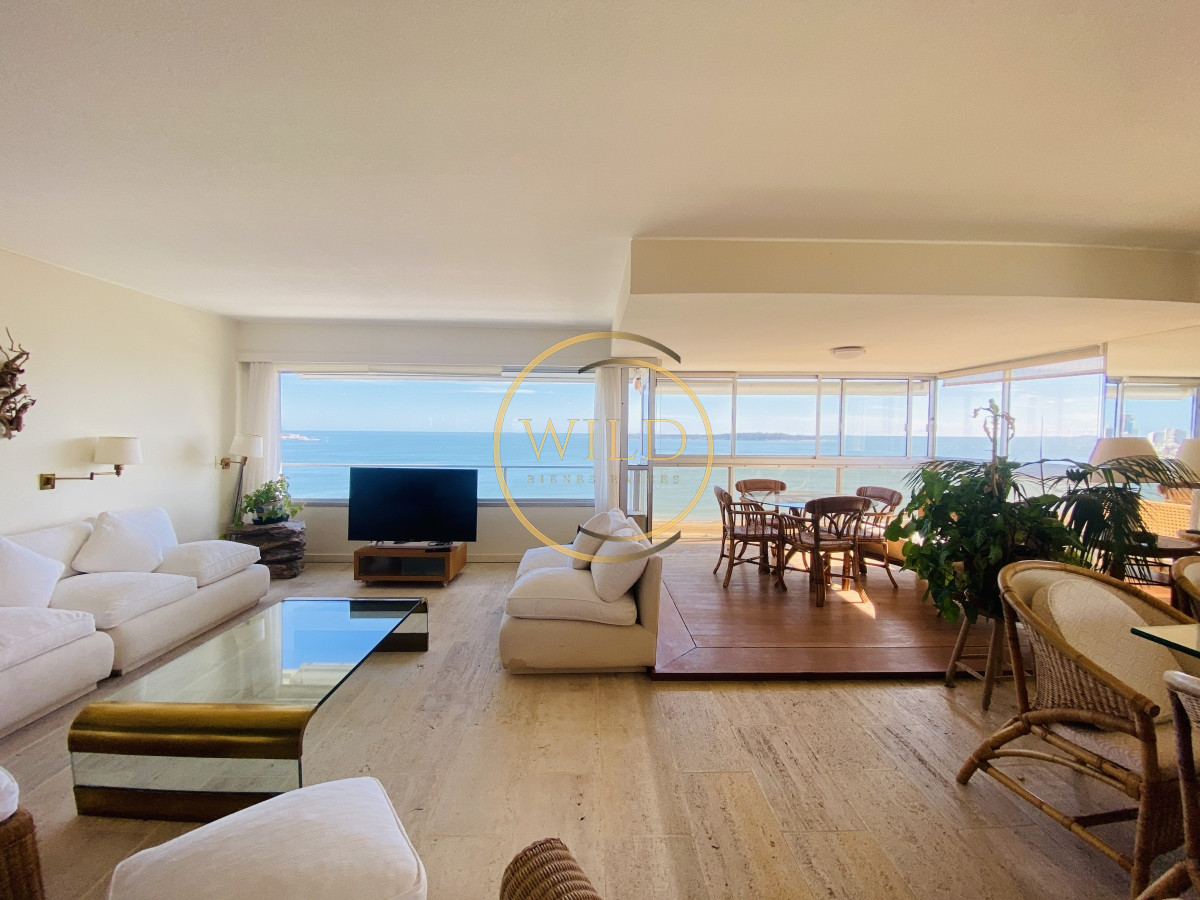 Apartamento ID.2137 - Frente al mar 3 suites más dependencia 