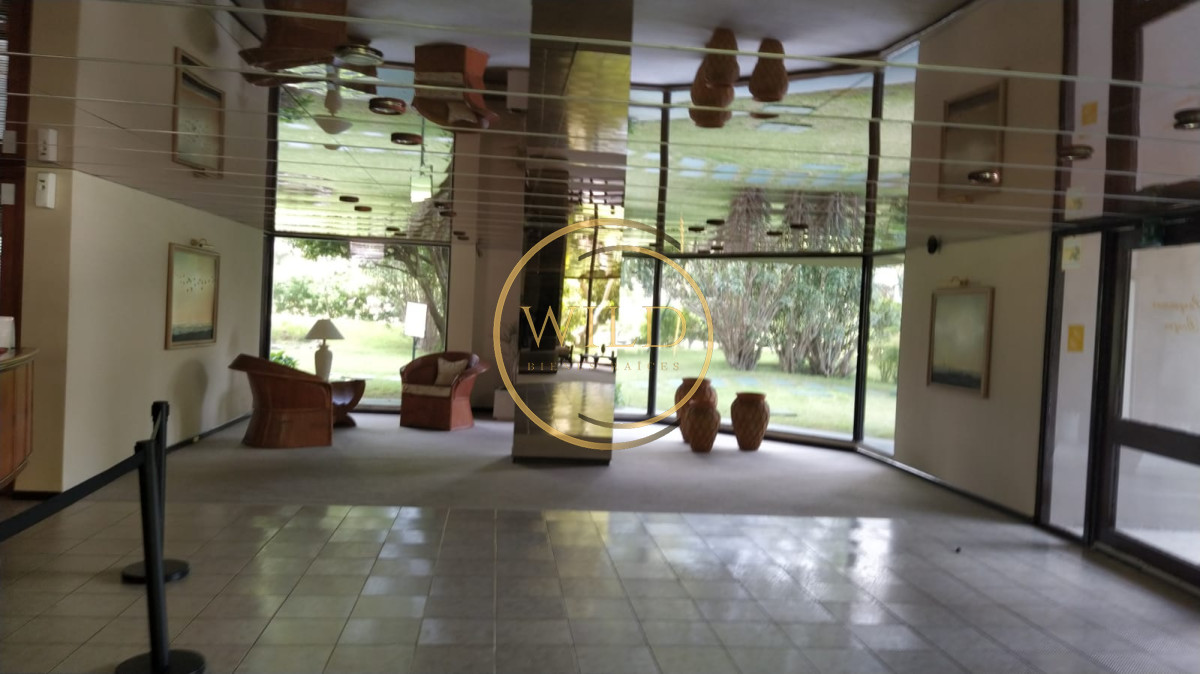 Apartamento ID.1851 - Venta apartamento muy amplio 2 dormitorios y 2 baños con servicios