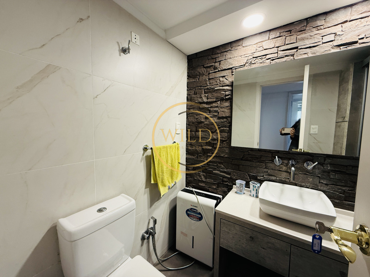 Apartamento ID.2396 - Alquiler anual 3 dormitorios frente al mar