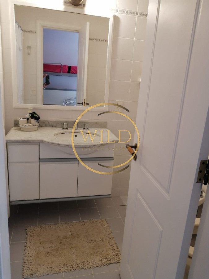 Apartamento ID.2356 - Apartamento en alquiler anual 1 dormitorio y medio con vista a Playa Mansa