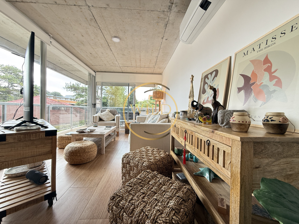 Apartamento ID.2338 - Hermoso apartamento en venta de 2 dormitorios 2 baños en Playa Mansa