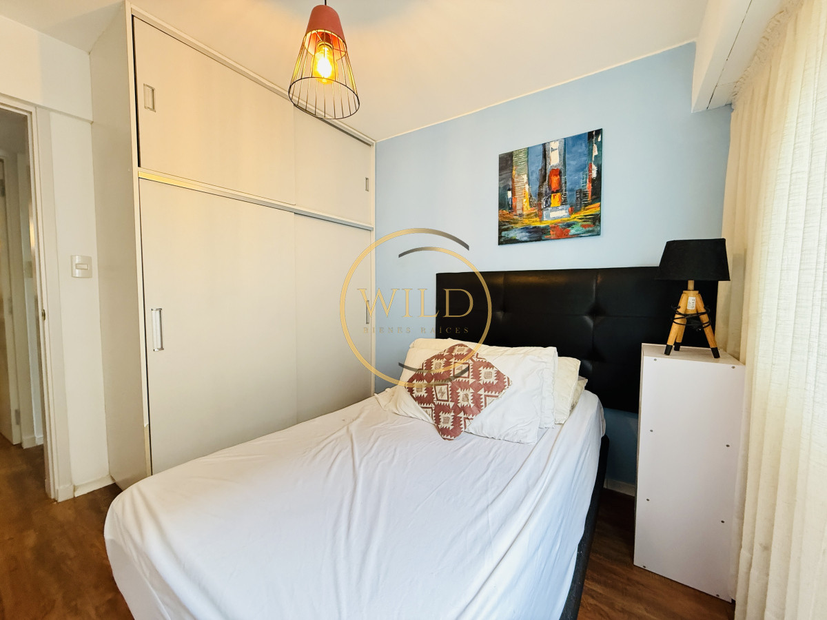 Apartamento ID.2396 - Alquiler anual 3 dormitorios frente al mar