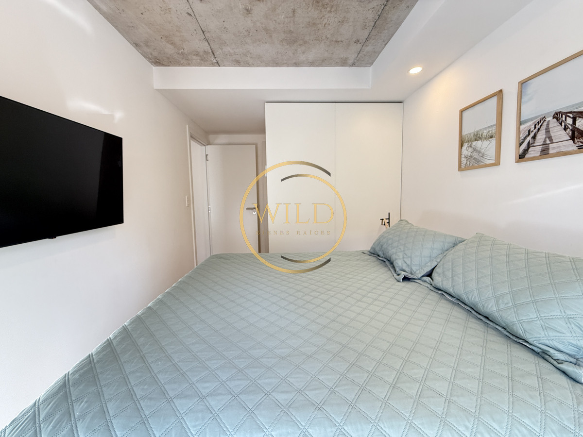 Apartamento ID.2339 - Impecable apartamento de 2 dormitorios 2 baños en venta en Playa Mansa