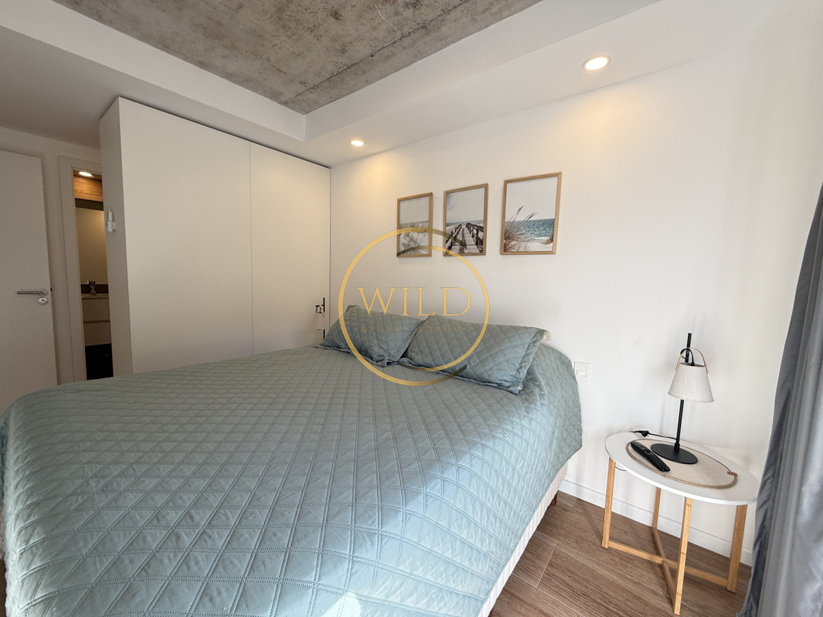 Apartamento ID.2339 - Impecable apartamento de 2 dormitorios 2 baños en venta en Playa Mansa