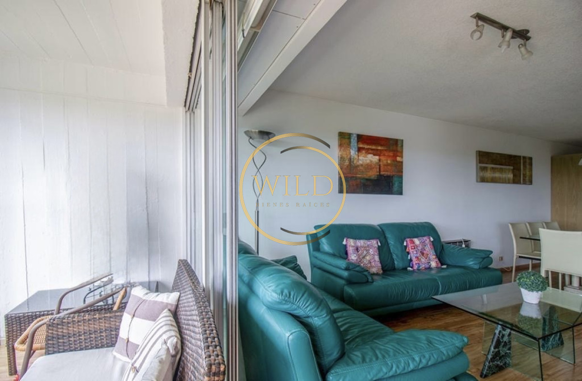 Apartamento ID.2252 - Venta 2 dorm 2 baños Punta del Este a nuevo con vista