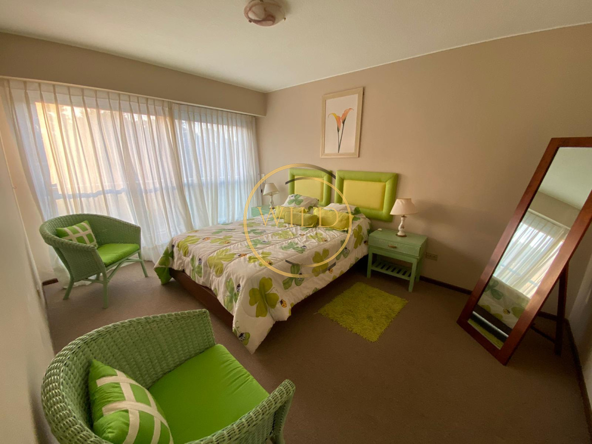 Apartamento ID.1425 - Apartamento en Punta del Este, Cantegril