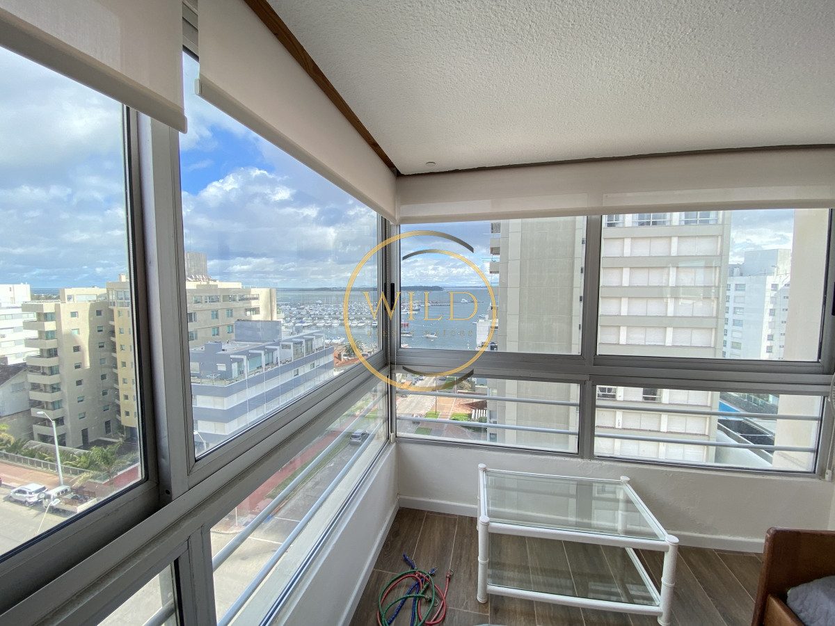 Apartamento ID.2127 - En venta 2 dormitorios y medio en Península 