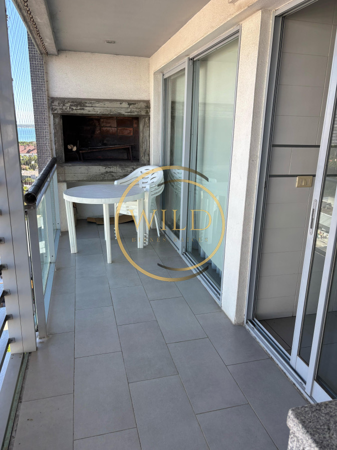 Apartamento ID.2260 - Alquiler anual 2 dormitorios cerca del mar con todos los servicios